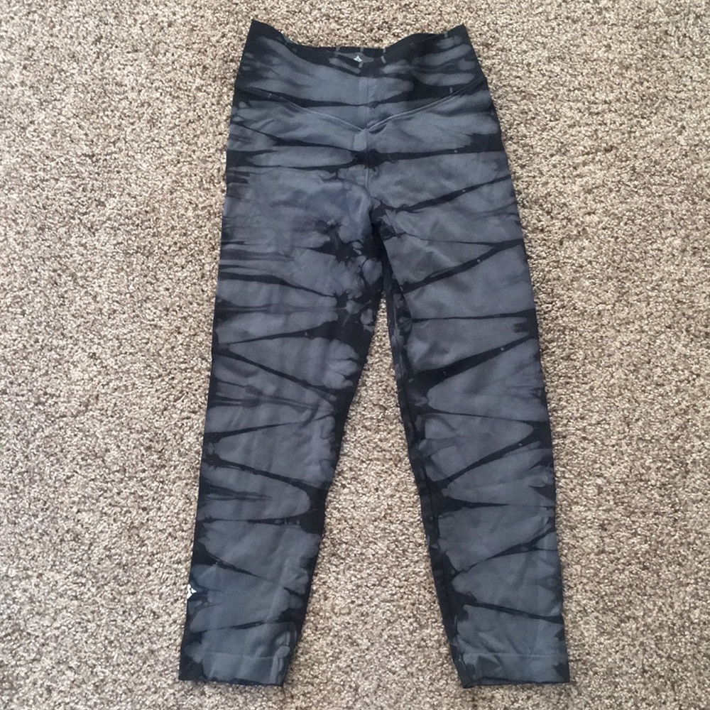 Women’s Capri workout leggings
